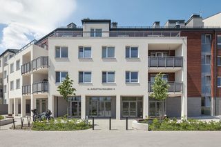 Życie w Architekturze 2025. Osiedle mieszkaniowe Sokółka Zielenisz, z wyszczególnieniem budynku przy ul. Krauzego 10. Mgr inż. arch. Marcin Woyciechowski