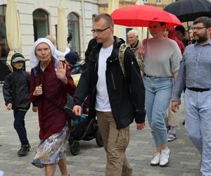 Lubelska Piesza Pielgrzymka na Jasną Górę 2024. Pątnikom deszcz niestraszny!