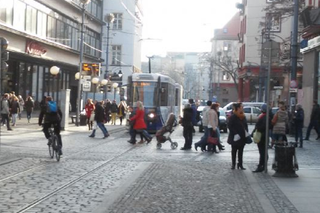 Wrocław: Jedna z linii tramwajowych pojedzie dłuższą trasą. Co to zmieni w rozkładach jazdy?