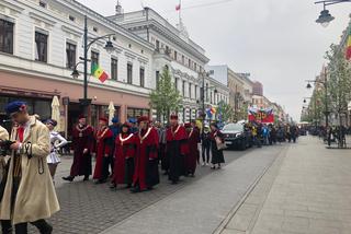 Pochód studentów ulicą Piotrkowską