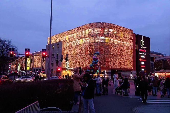 Skromne iluminacje świąteczne w Szczecinie