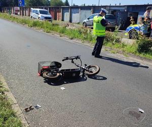 Wypadek dwóch pojazdów na ulicy Dekana w Lesznie 