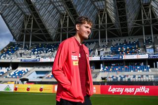 Porażające kulisy afery alkoholowej w kadrze. Młodzi Polacy nakryci w barze, jeden miał mieć uraz głowy. Dantejskie sceny