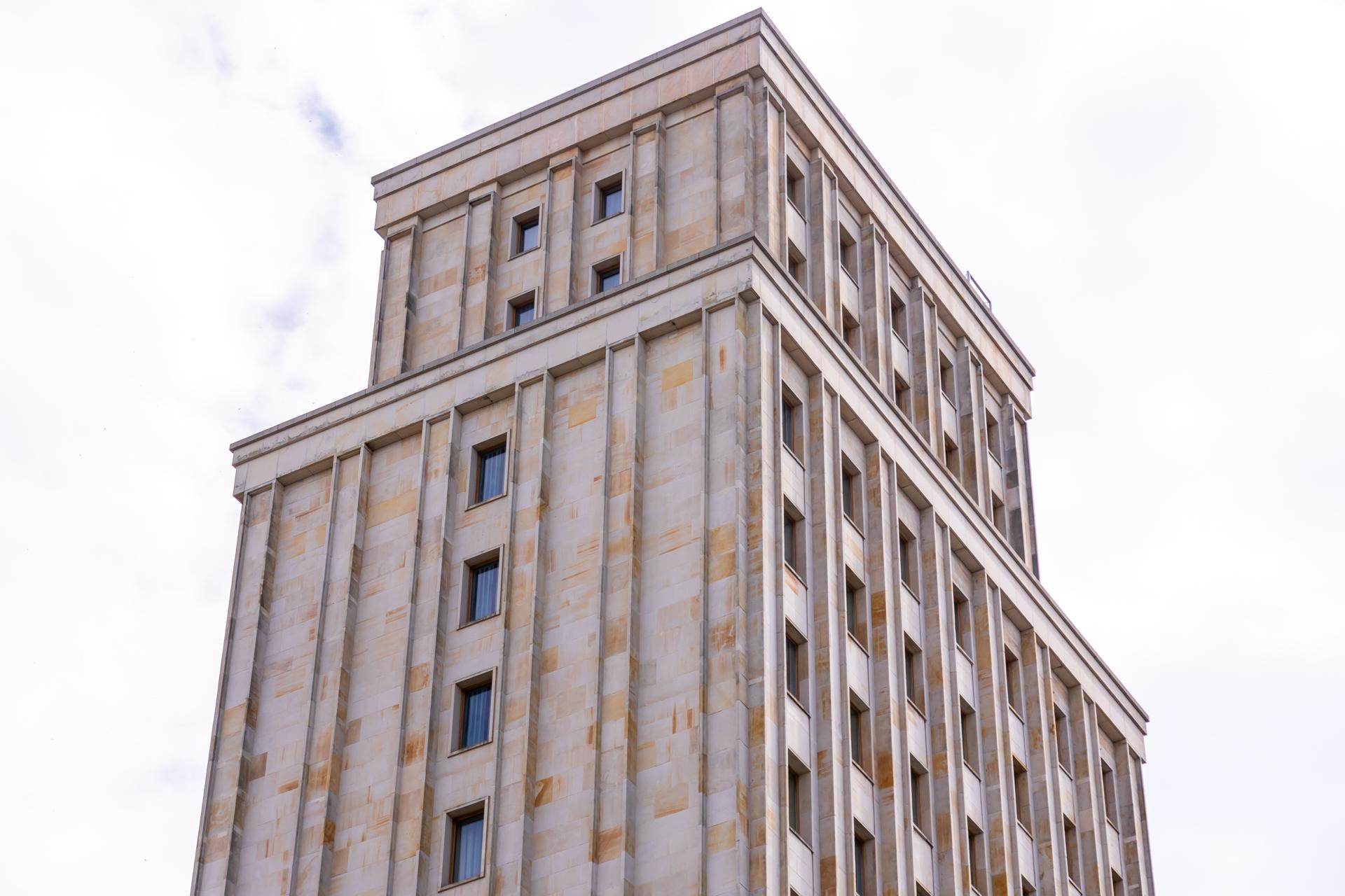 Prudential w Warszawie - zdjęcia. Gdy powstawał, był najwyższy w Polsce