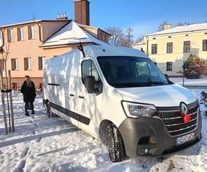 Do dzieci z domów dziecka trafiło łącznie 220 dużych paczek słodyczy