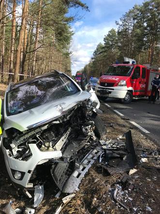 Kolejna śmierć na świętokrzyskich drogach. Wypadek na DK42 w okolicach Przybyszowa