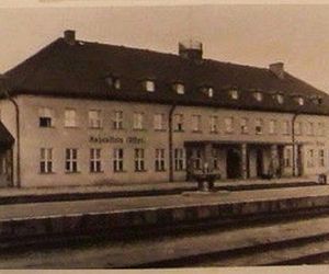 Niezwykła metamorfoza dworca w Olsztynku. Od hitlerowskiego obiektu po stację kulturalną. Tak się zmieniał