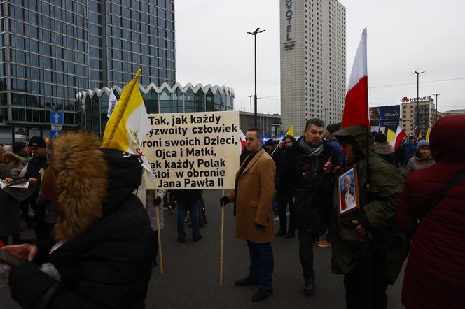 Narodowy Marsz Papieski w Warszawie