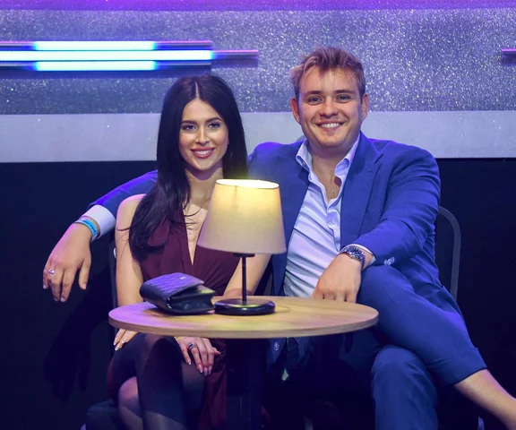 Roxie pokazała mężą bez koszulki. Kevin Mglej ostro wziął się za siebie