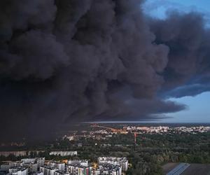 Warszawa. Płonie centrum handlowe Marywilska 44