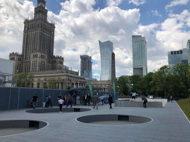 Na placu Defilad powstał skwer aktywności!