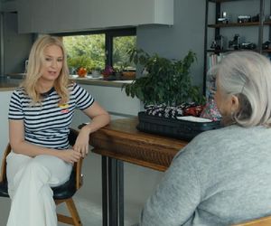 Barwy szczęścia, odcinek 3237. Karolina (Marta Dąbrowska), Amelia (Stanisława Celińska)