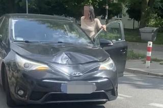 Tragiczne potrącenie chłopca na Woli. Toyota zmiotła go z jezdni, potworne wgniecenie w aucie