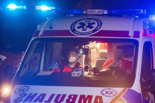 Z wściekłości rozbił swojego mercedesa o drzewo. Potem bawił się telefonem