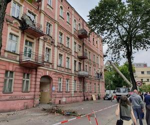 Spadł balkon w Sosnowcu. Mężczyzna został wybudzony ze śpiączki 