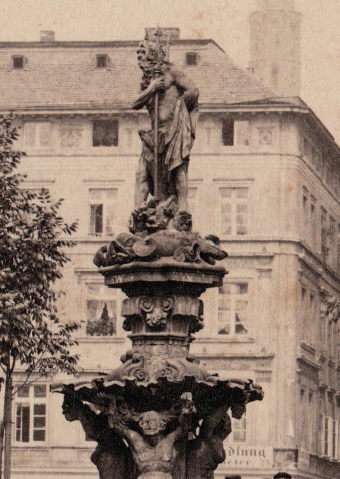 Przełomowe odkrycie - zaginiona fontanna Neptuna z pl. Nowy Targ ponownie we Wrocławiu! [ZDJĘCIA]