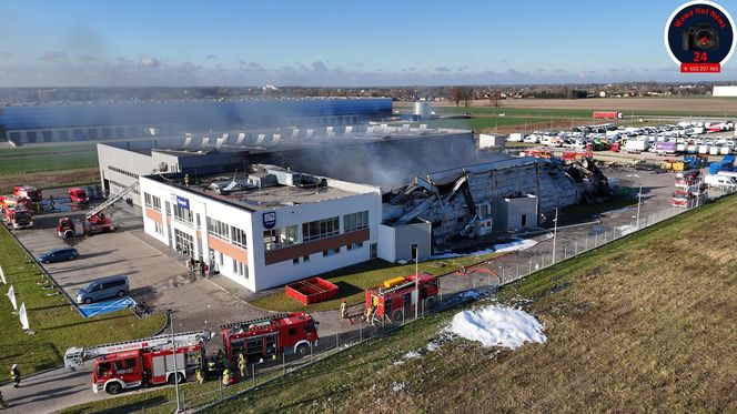 Pożar hali w Natolinie