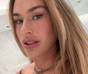 Spocona Aryna Sabalenka po treningu
