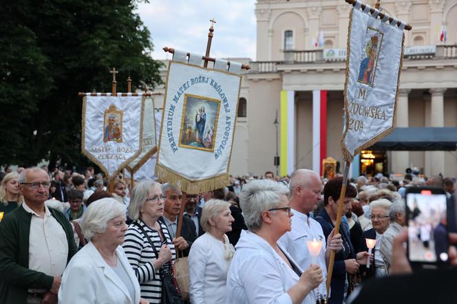 75 lat temu obraz Matki Boskiej w Lublinie zapłakał. Wierni uczcili rocznicę „Cudu lubelskiego” procesją różańcową