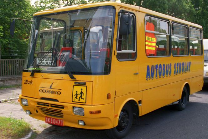 Autobusem podróżowało 59 dzieci