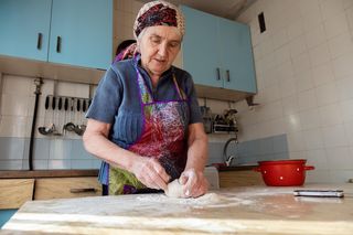Mówią, że to “wyspa długowieczności”. 100-latkowie mają 5 tradycyjnych potraw