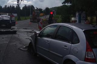 Śmiertelny wypadek w Humniskach: Citroen czołowo zderzył się z oplem