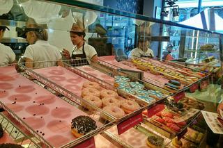 7 Dunkin' Donuts zawitał do Łodzi. Na Piotrkowskiej kolejki