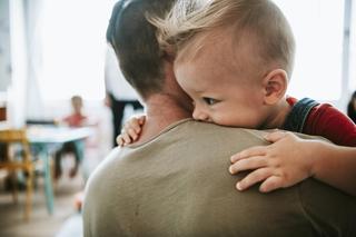 Czy dziecko z katarem może iść do przedszkola? Pediatra wkłada kij w mrowisko 