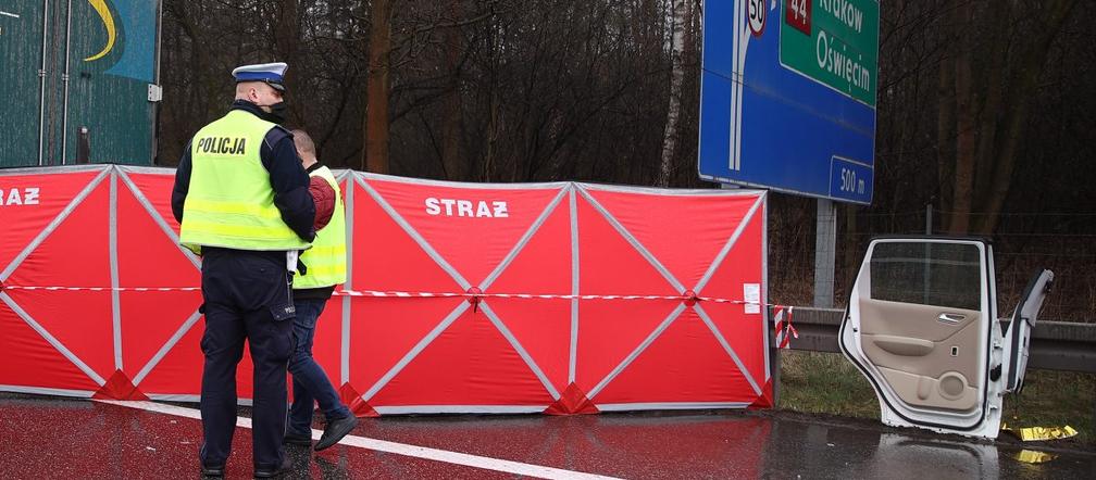Wypadek śmiertelny na obwodnicy Krakowa. Nie żyje 68latnia kobieta