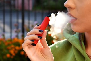 Od 5 lipca ważne zmiany dla palaczy. Nowe zakazy obejmą też e-papierosy