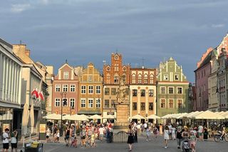 W miniony weekend Stary Rynek przyciągnął tłumy! Tak poznaniacy spędzają sierpniowe popołudnia [ZDJĘCIA]