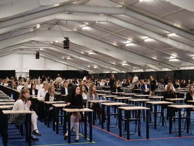 Najbardziej nietypowa matura w Polsce. Pięć tysięcy uczniów na stadionie