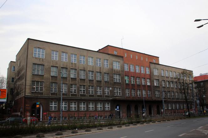 Dawna przychodnia przy ul. Piłsudskiego