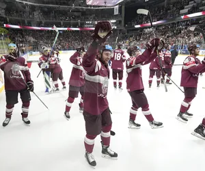 Historyczny sukces łotewskiego hokeja. Będzie pierwszy medal MŚ? Na drodze stoi Kanada