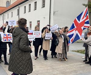 Lublin połączył się z Wielką Brytanią! Portal na Placu Litewskim pokazuje teraz Ipswich