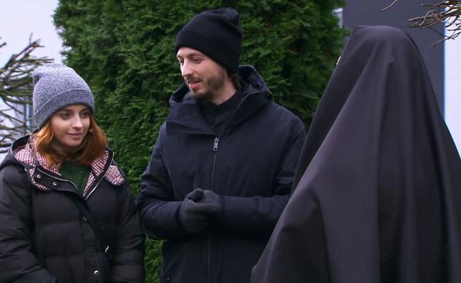 Na Wspólnej odc. 3241. ksiądz Olek (Jan Hussakowski), Anastazja (Karolina Bacia)