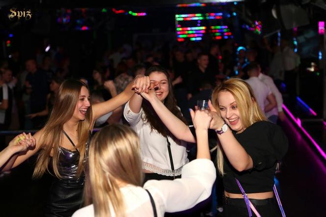Taka impreza zdarza się raz na cztery lata. Taką bawili się klubowicze w katowickim Spiżu 29 lutego