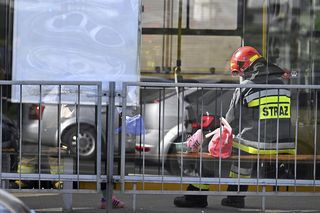 „Otworzyłam oczy, wszyscy leżeli na ziemi”. Szokująca relacja pasażerki. Zderzenie tramwajów w centrum stolicy