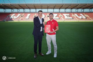 Lindon Selahi piłkarzem Widzewa Łódź. Żołnierz Sopicia podpisał kontrakt do 2028 roku