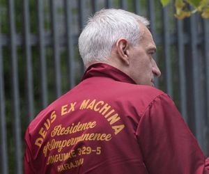 Tak Paweł Orleański całuje nieżonę!