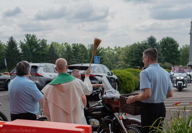 Dotarli na dwóch kołach do Amerykańskiej Częstochowy