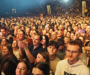 Koncert Kwiatu Jabłoni przyciągnął do Spodka tłumy. Był NIEZWYKŁY!