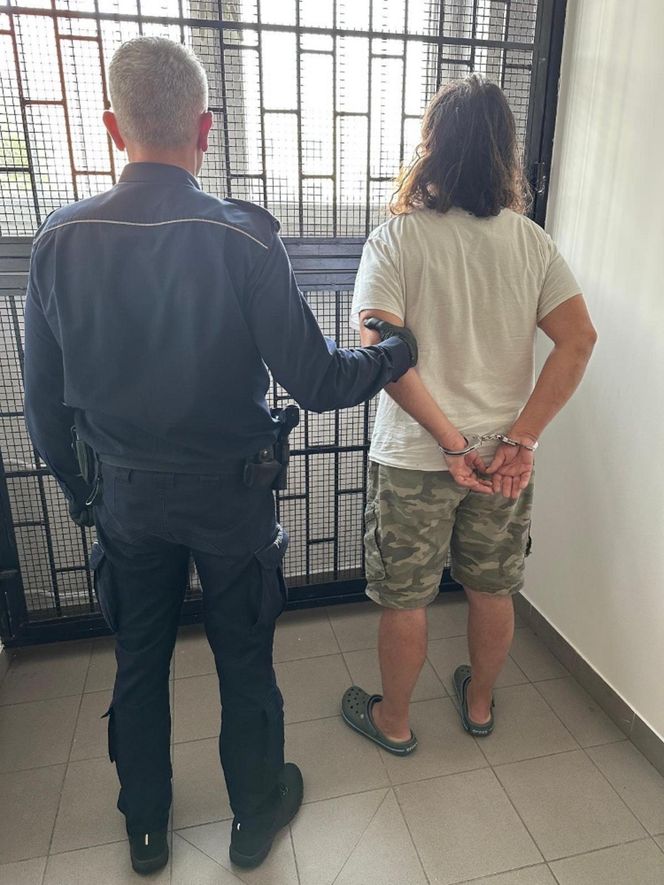 Pokłócił się z pracownikami cukierni. Wrócił z kanistrem spalić lokal. Szokujący powód