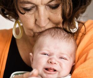 Ułożyła listę zasad dla odwiedzających noworodka. Babcia: Powinnaś się wstydzić