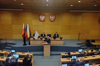 Opozycja triumfuje. Małopolski sejmik w całości uchylił deklarację anty-LGBT