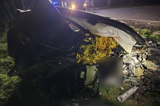 18-latek nie żyje, dwóch młodych ludzi zostało rannych