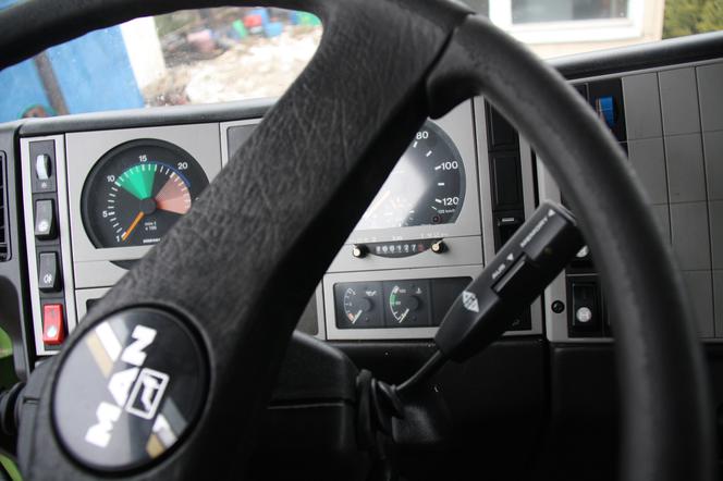 RUTKOWSKI POSZUKUJE: Skradzione ciężarówki MAN i Mercedes – Wiesz coś? DZWOŃ- dostaniesz nagrodę!