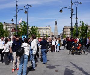 Pochód Juwenaliowy Łódzkich Uczelni. Studenci przejęli Łódź! [ZDJĘCIA]