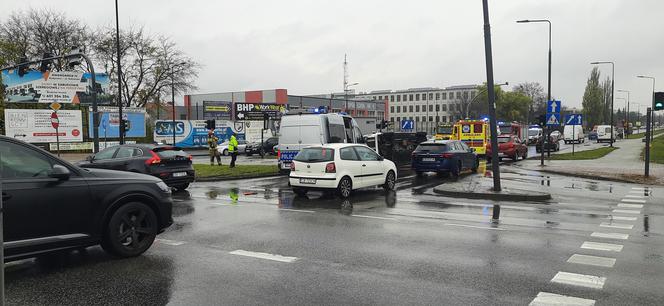 Mistrz świata w skoku o tyczce jako jedyny ruszył na pomoc po wypadku karetki w Bydgoszczy