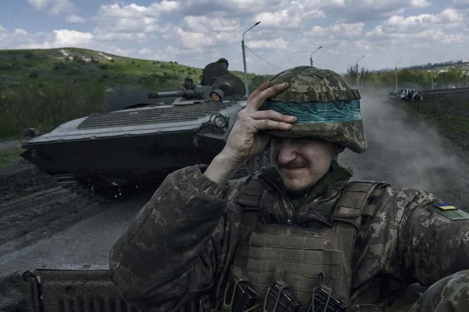 Rosjanie wycofują się z Bachmutu? Nowe doniesienia z Donbasu